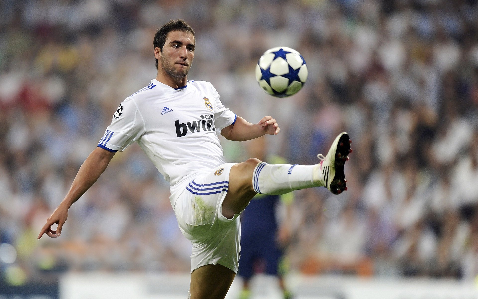 _未来智慧运动社区：全民共享运动空间_，ai未来运动馆